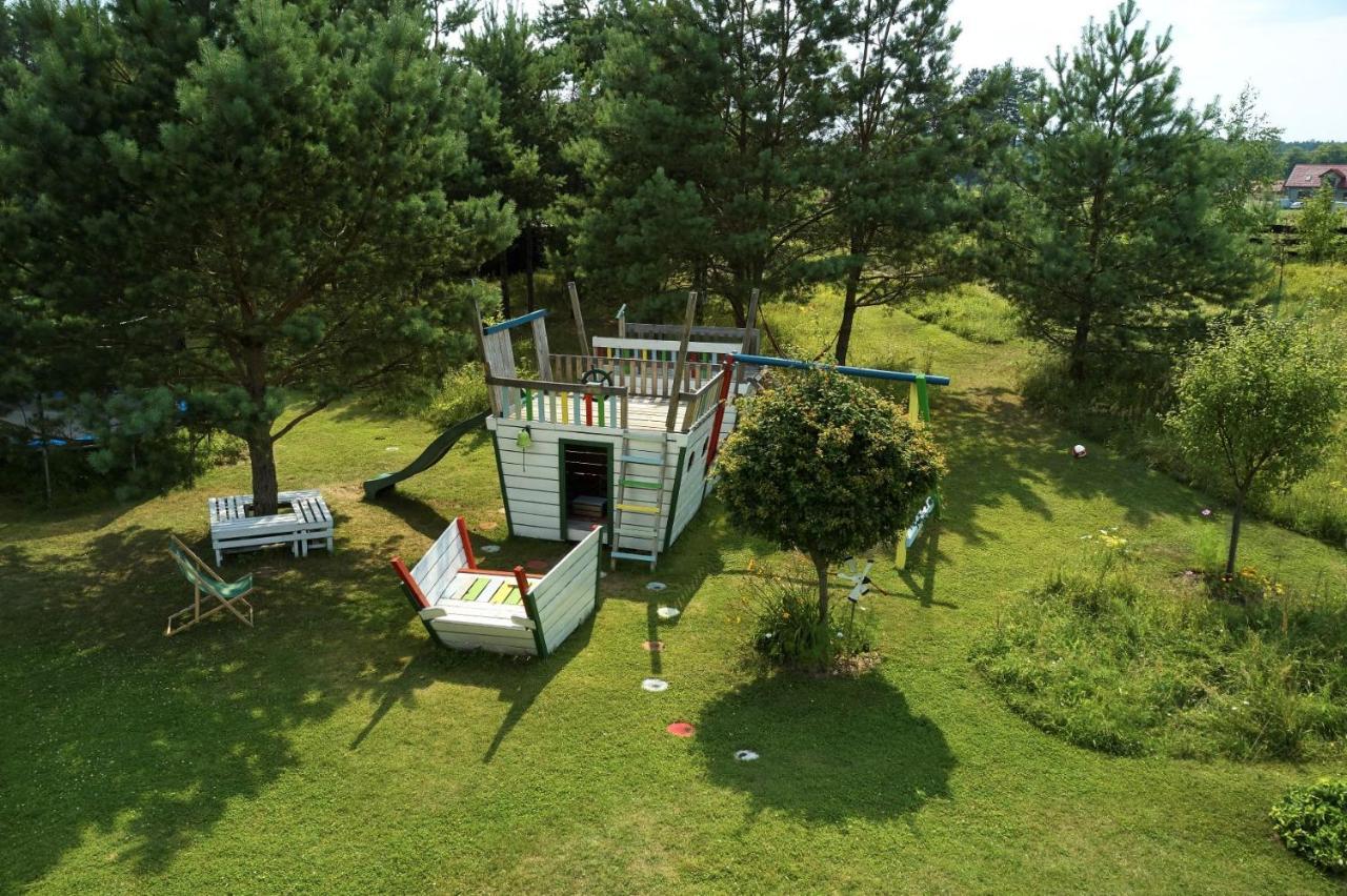 Gosciniec Szuwary Appartement Krutyń Buitenkant foto